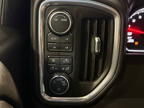 Used 2021 Chevrolet Silverado 1500 LT Trail Boss w/ Convenience Package II image 22