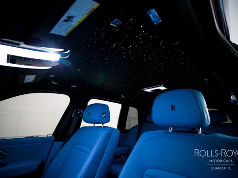 New 2026 Rolls-Royce Cullinan Black Badge image 12