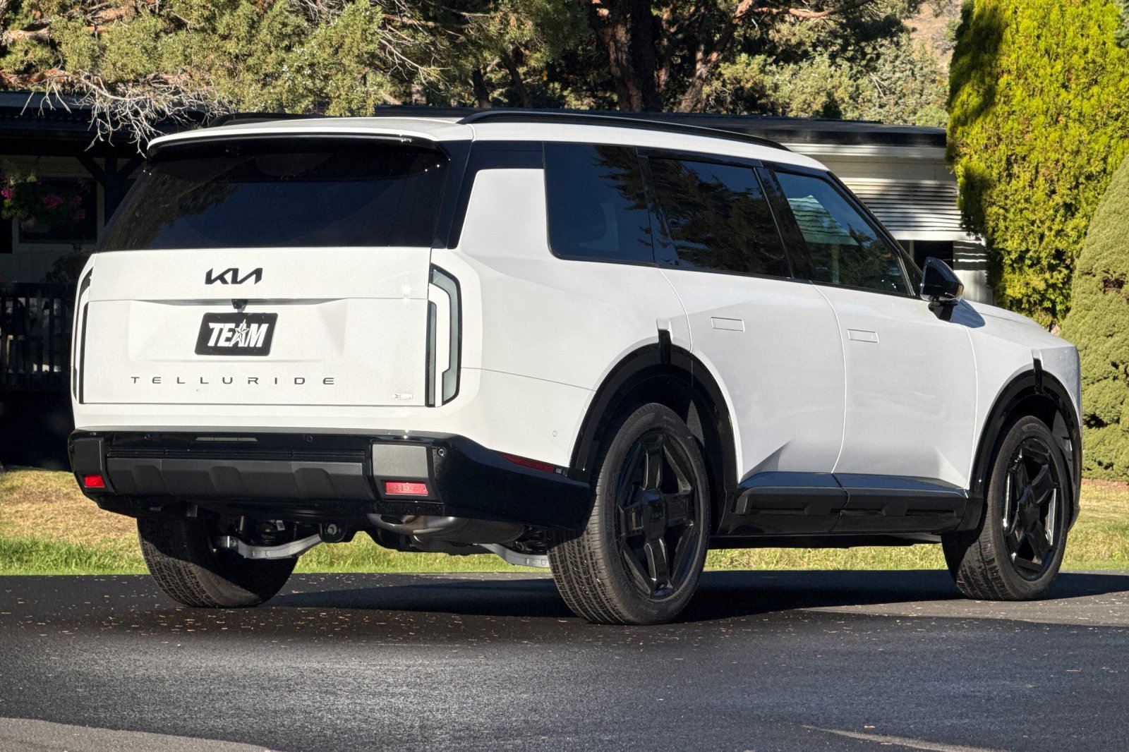 Used 2027 Kia Telluride SX Prestige X-Line AWD/4WD image 4