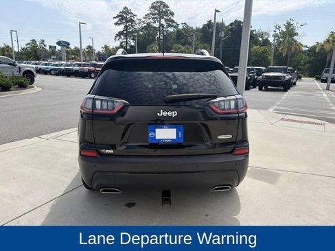 Used 2021 Jeep Cherokee Latitude Lux FWD image 8