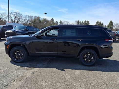 New 2026 Jeep Grand Cherokee L 4WD image 5