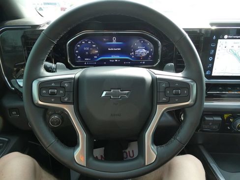 Certified 2025 Chevrolet Silverado 1500 RST AWD/4WD image 34