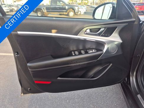 Used 2026 Genesis G70 2.5T Prestige image 8