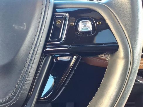 Used 2023 Lincoln Aviator Grand Touring w/ Elements Package Plus image 19