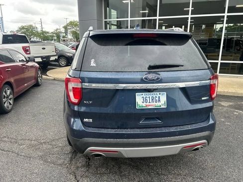 Used 2016 Ford Explorer XLT AWD/4WD image 3