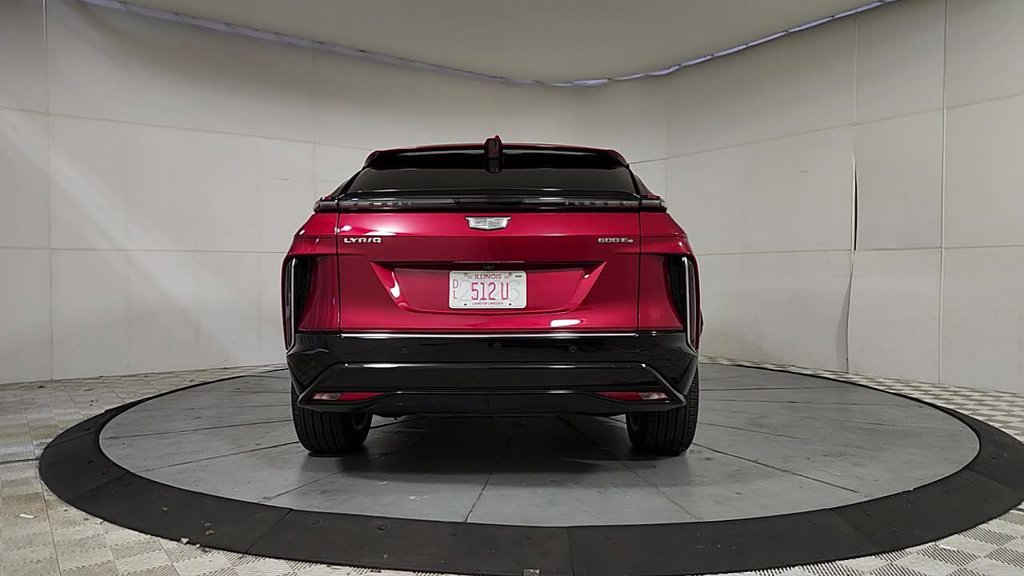 Used 2025 Cadillac Lyriq Luxury w/ LPO, Floor Liner Package AWD/4WD image 6