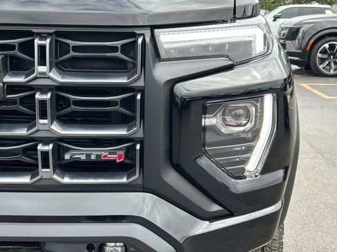 New 2026 GMC Canyon AT4 w/ AT4 Premium Package AWD/4WD image 3