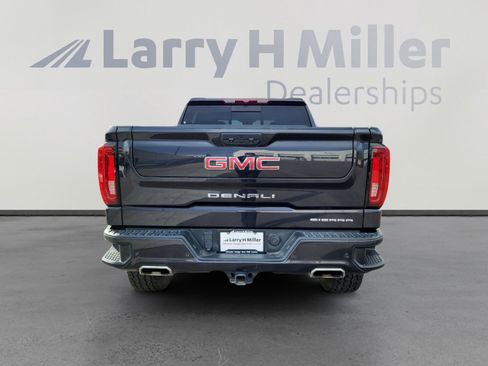 Used 2022 GMC Sierra 1500 Denali w/ Denali Carbonpro Edition image 4
