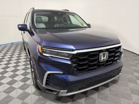 Used 2023 Honda Pilot Elite image 8