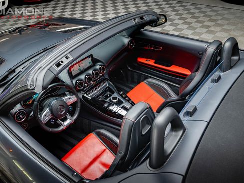 Used 2020 Mercedes-Benz AMG GT Roadster image 91