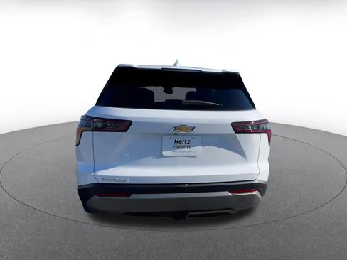 Used 2025 Chevrolet Equinox LT image 12