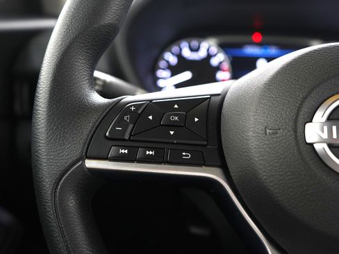 Used 2024 Nissan Sentra SV image 22