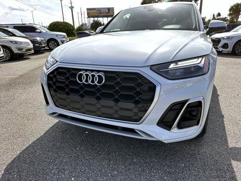Used 2023 Audi Q5 2.0T Premium w/ Convenience Package image 8