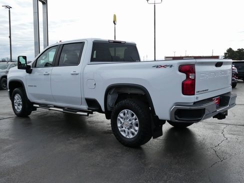 Certified 2021 Chevrolet Silverado 2500 LT w/ Fleet Comfort Package image 7