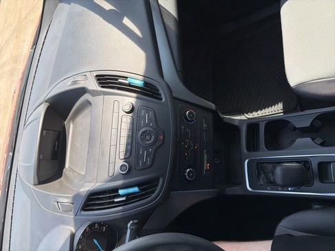 Used 2019 Ford Escape S image 28