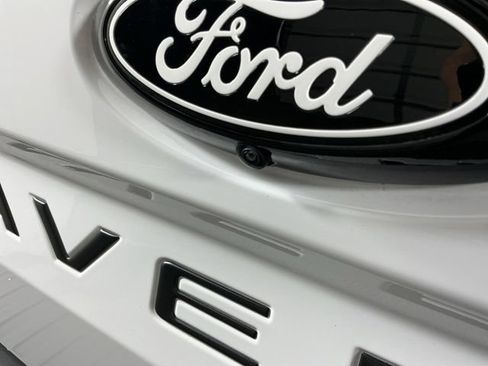Certified 2025 Ford Maverick Lobo AWD/4WD image 10