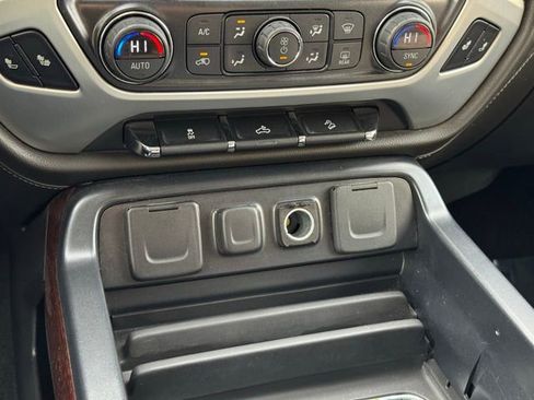 Used 2015 GMC Sierra 1500 SLE image 15