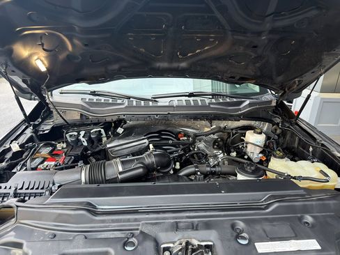 Certified 2020 Ford F250 XLT w/ XLT Premium Package image 5