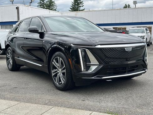 Used 2024 Cadillac Lyriq Luxury image 4