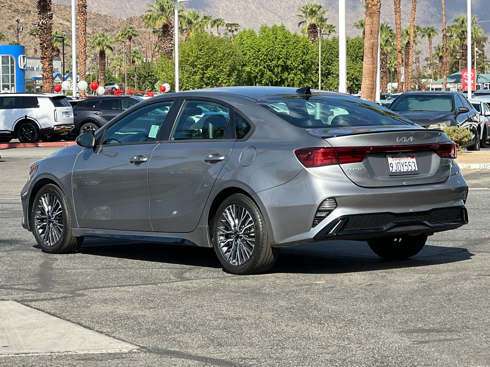 Used 2023 Kia Forte GT-Line w/ GT-Line Technology Package FWD image 5
