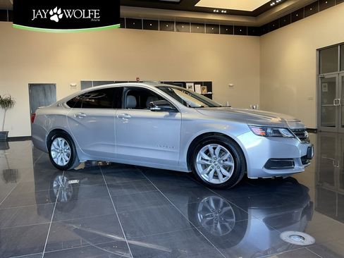 Used 2016 Chevrolet Impala LT w/ Convenience Package image 1