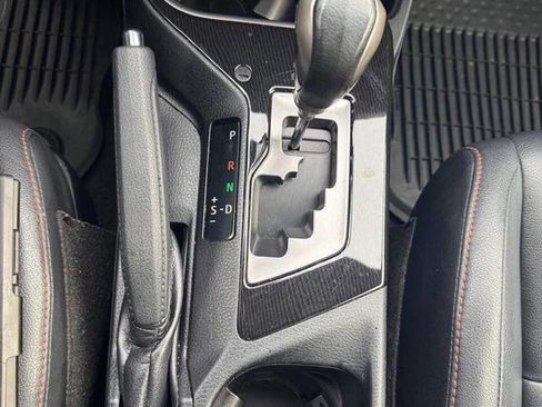 Used 2018 Toyota RAV4 SE image 42