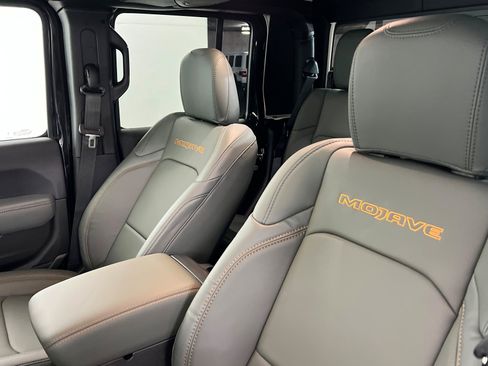 New 2026 Jeep Gladiator Mojave image 16