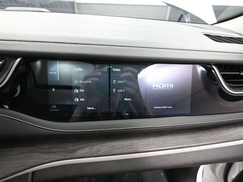 Used 2023 Jeep Grand Cherokee 4WD 4xe w/ Luxury Tech Group II image 54