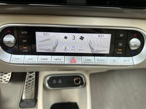 Used 2023 Genesis GV60 Performance AWD/4WD image 15
