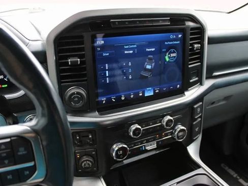 Used 2021 Ford F150 Limited image 29