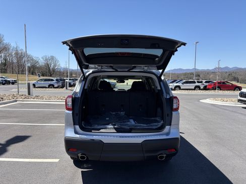 New 2026 Subaru Ascent Limited image 11