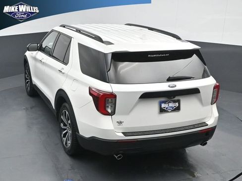Used 2022 Ford Explorer ST-Line RWD image 13