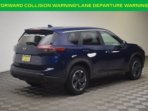 Used 2025 Nissan Rogue SV AWD/4WD image 7
