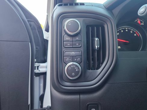 Used 2025 GMC Sierra 1500 Pro w/ Graphite Edition AWD/4WD image 19