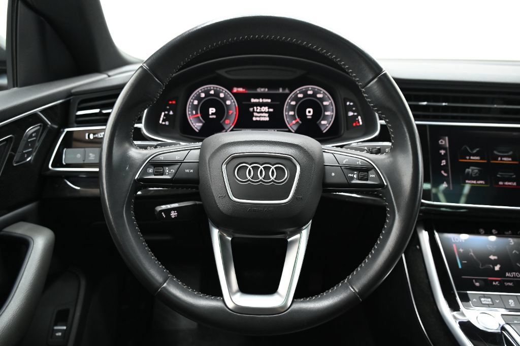 Used 2020 Audi Q8 Premium w/ Cold Weather Package AWD/4WD image 26