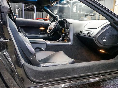 Used 1994 Chevrolet Corvette Coupe image 20