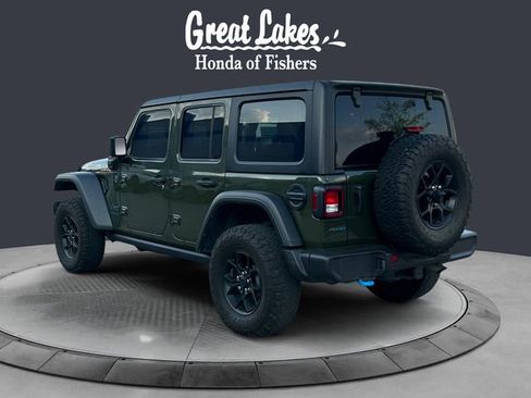 Used 2024 Jeep Wrangler Unlimited AWD/4WD image 3
