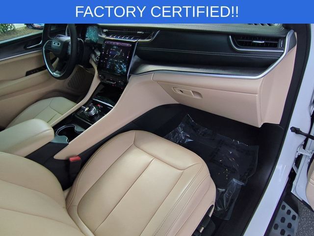 Certified 2025 Jeep Grand Cherokee Limited AWD/4WD image 37