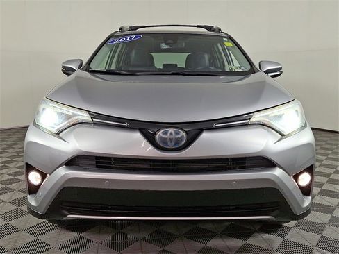 Used 2017 Toyota RAV4 Limited image 5