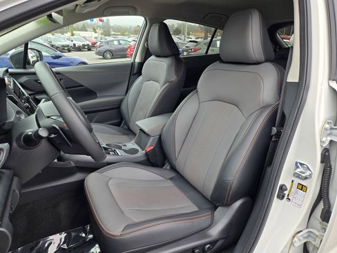 Used 2025 Subaru Crosstrek 2.5i Limited w/ Crosstrek Mirror Package AWD/4WD image 14