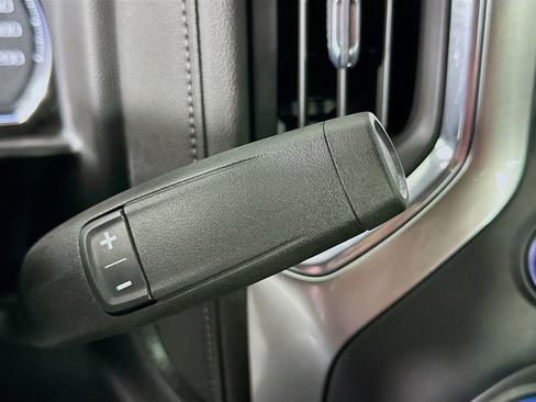 Used 2022 Chevrolet Silverado 2500 LTZ w/ Gooseneck/5TH Wheel Package image 18