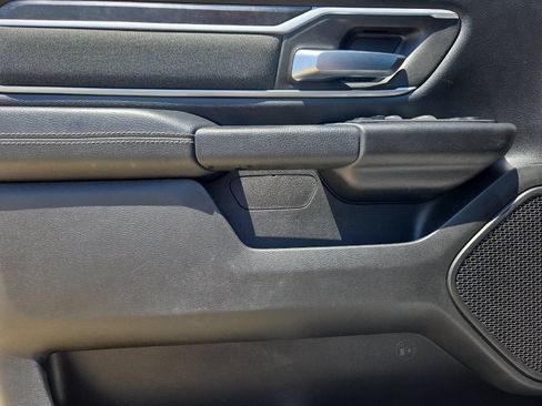 Used 2022 RAM 1500 Big Horn AWD/4WD image 10