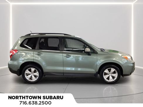 Used 2014 Subaru Forester 2.5i Premium w/ All-Weather Package AWD/4WD image 7