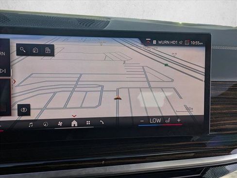 Used 2025 BMW X5 xDrive40i w/ M Sport Package image 12