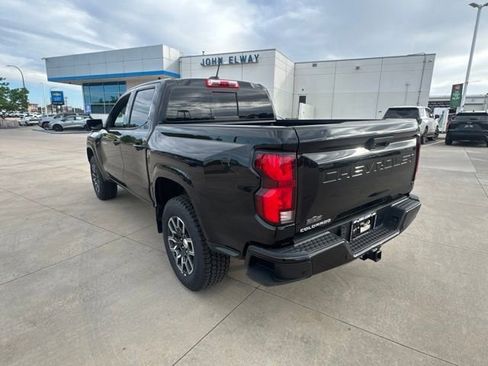 Used 2023 Chevrolet Colorado Z71 w/ Z71 Convenience Package 2 AWD/4WD image 7