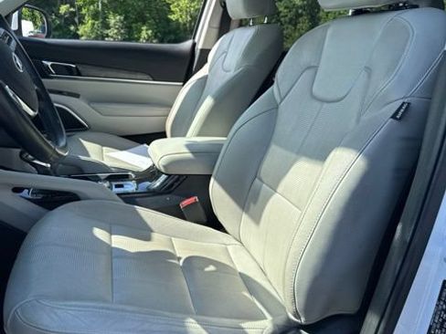 Used 2020 Kia Telluride EX AWD/4WD image 9
