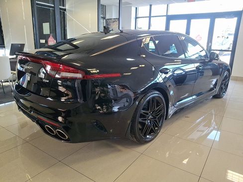Used 2023 Kia Stinger GT2 image 4