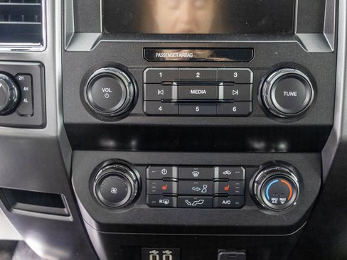 Used 2020 Ford F150 XLT w/ Equipment Group 302A Luxury image 29