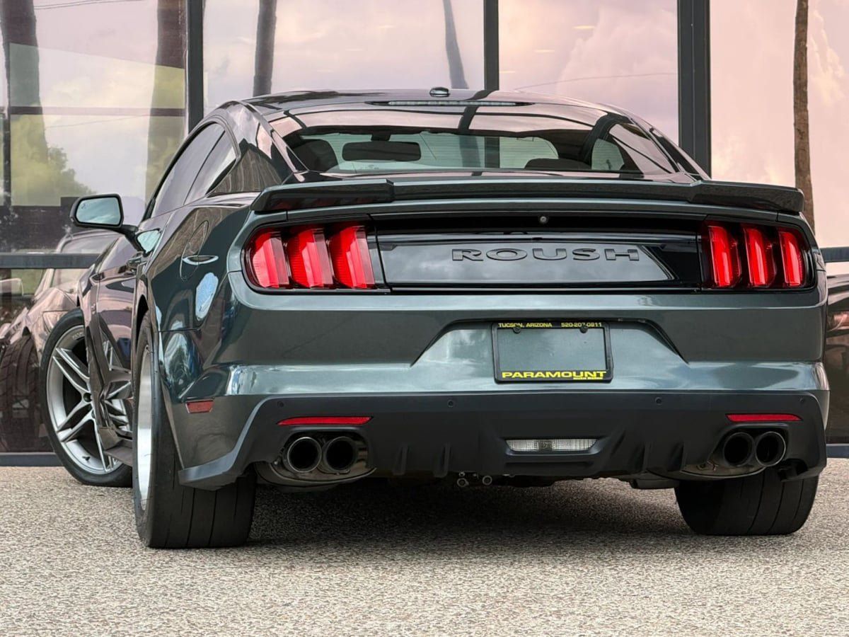 Used 2016 Ford Mustang GT Premium w/ Equipment Group 401A RWD image 8