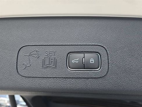 New 2025 Lincoln Aviator Black Label AWD/4WD image 13